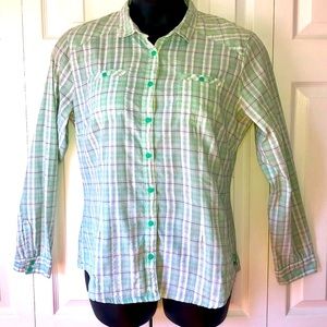 Mountain Hardwear women’s  collared button down green shirt Sz